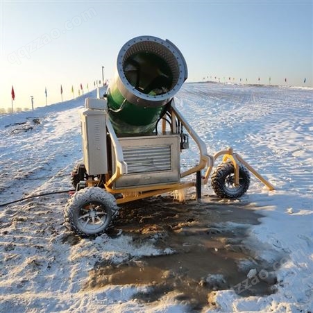 供应履带式造雪机 出售遥控式人工降雪机 睿泰飘雪机