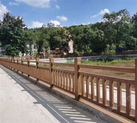 水泥仿木护栏河道景观围栏公园景区仿木纹栏杆混凝土仿树皮栅栏